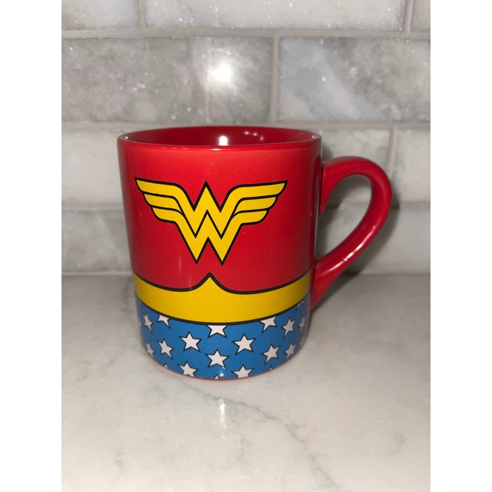 Wonder Woman Coffee‎ Mug 20oz DC Comics